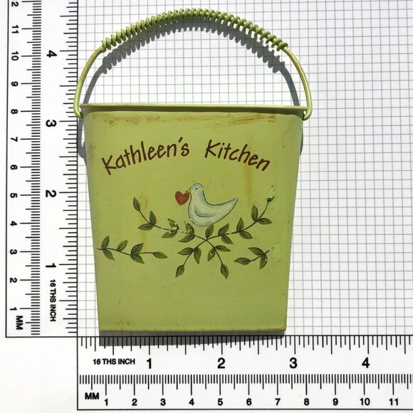 Russ Country Gatherings Personalized Magnet KATHLEEN’S KITCHEN Metal Pail Handle - Picture 3 of 4